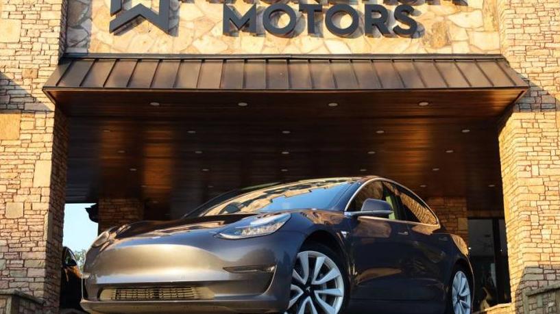 TESLA MODEL 3 2018 5YJ3E1EA0JF015073 image